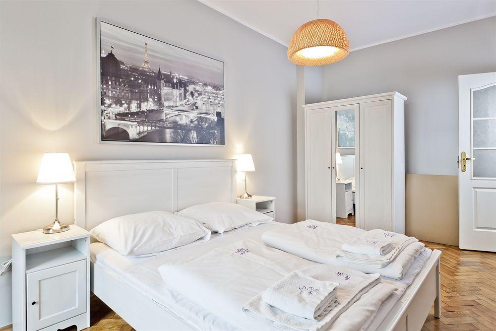 Moderion Apartments Вроцлав Экстерьер фото