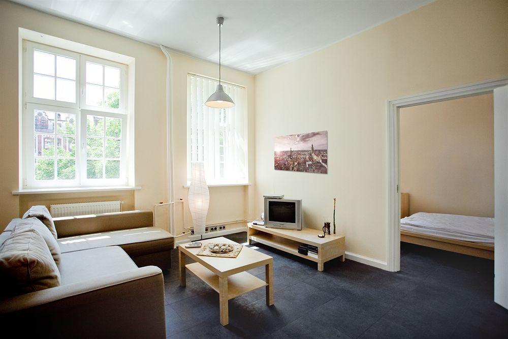 Moderion Apartments Вроцлав Номер фото