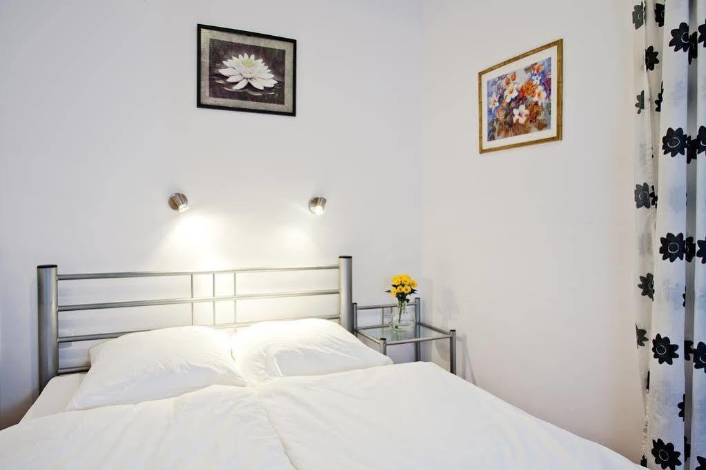 Moderion Apartments Вроцлав Экстерьер фото